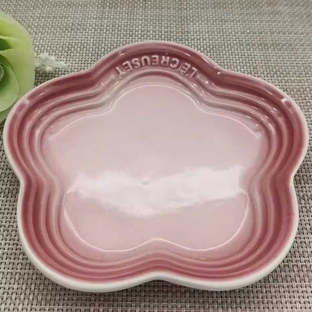 Le Creuset Stoneware Flower Petal Scalloped Trinket Dish Plate Tray